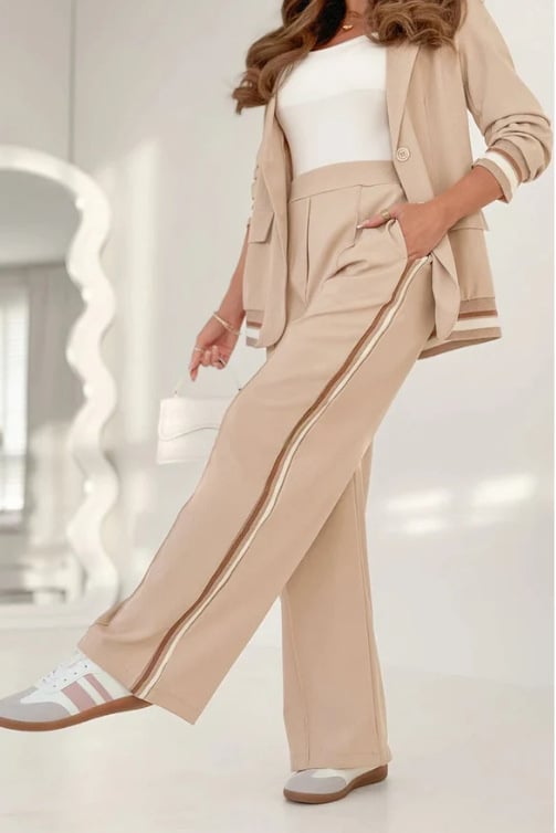 Soft Tailored Blazer & Wide-Leg Pants Set
