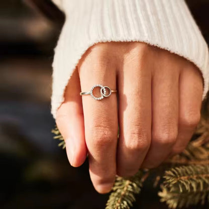Forever Connected Sister Ring – Meaningful Gift For Sisters