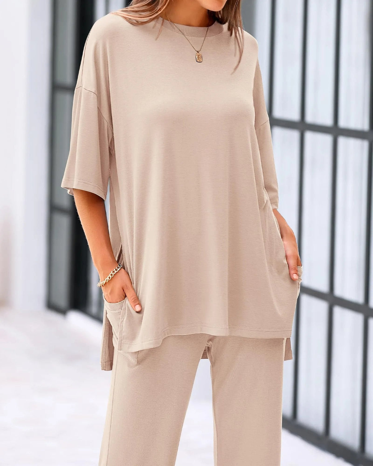 Loose-Fit 2-Piece Set – Short Sleeve Top & Wide-Leg Pants with Pockets